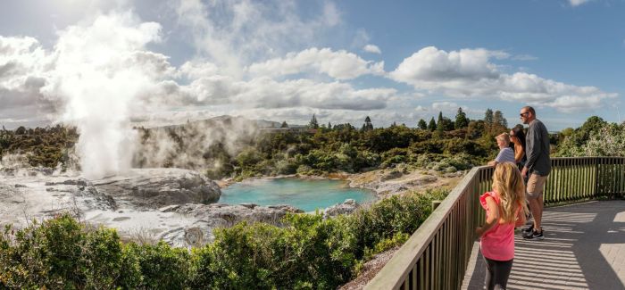 Geological tours in New Zealand